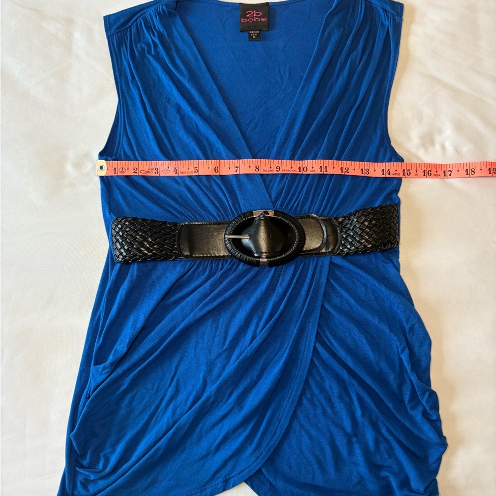 2B Bebe Y2K Cobalt Blue Sleeveless Blouse with Black Belt Size‎ M - Picture 3 of 6